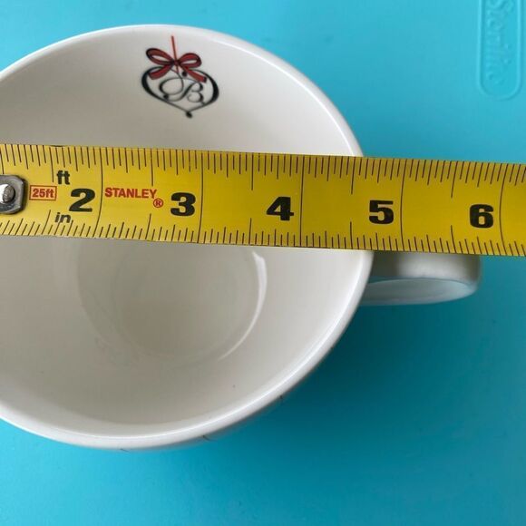 EUC - Brighton Coffee/Tea/Hot Chocolate Large Mug - White with Brighton Design - Picture 6 of 6